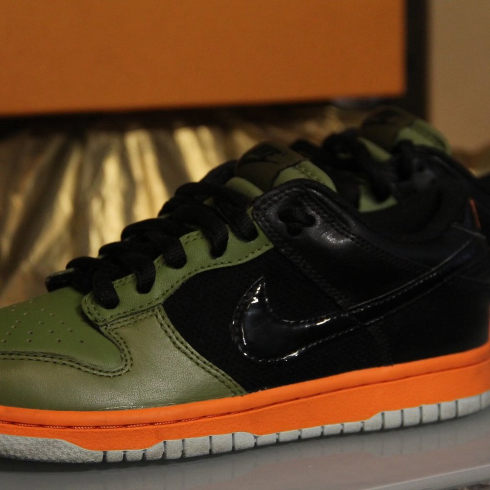 #6 NIKE DUNK LOW 'GREEN MANDARIN' 2008